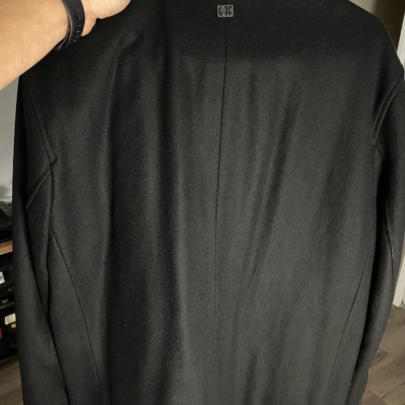 Black coat with scarf - Picture 2 of 3